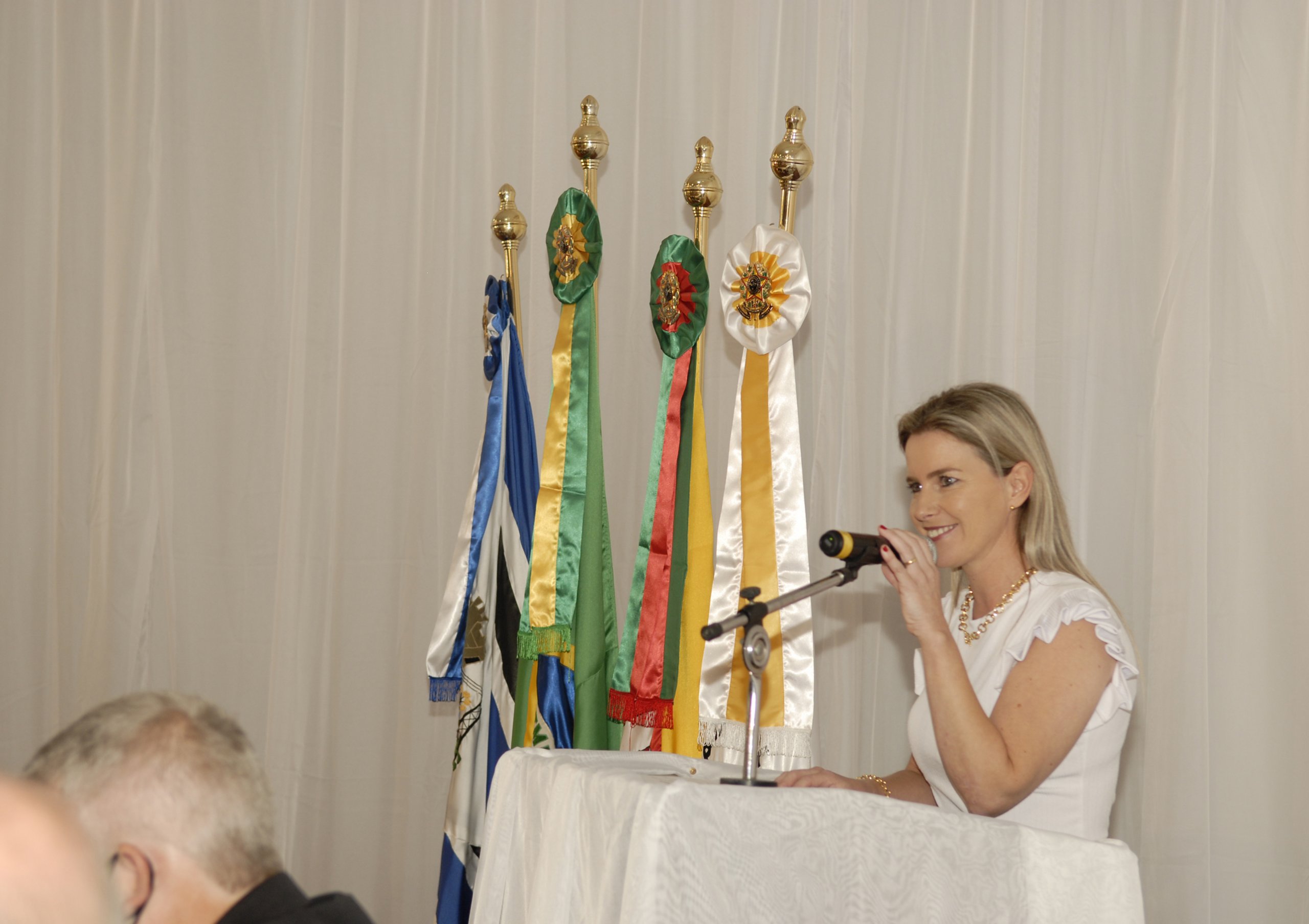 Fotos Sessão Solene nº 121 – Posse dos Vereadores, Prefeito e Vice-prefeito.