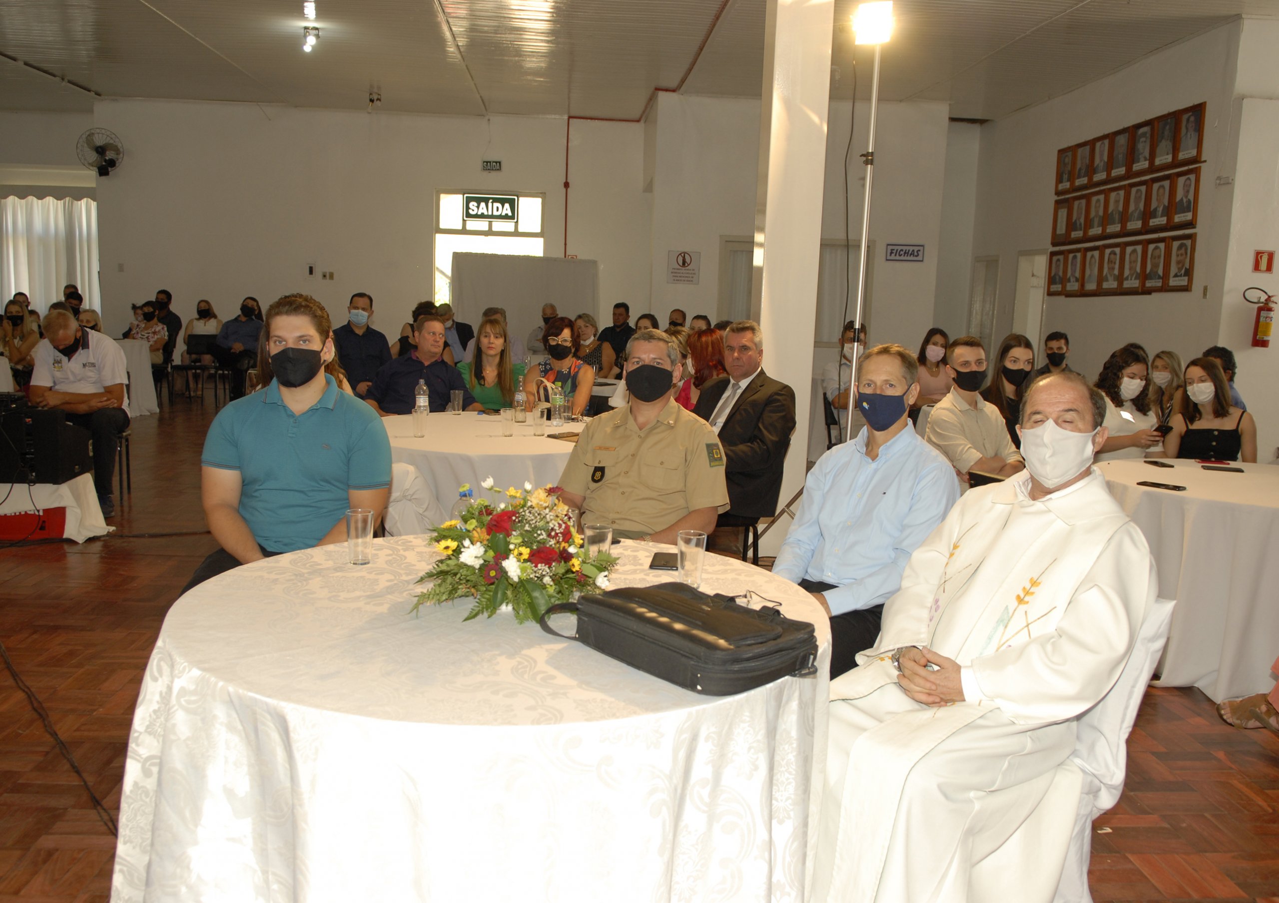 Fotos Sessão Solene nº 121 – Posse dos Vereadores, Prefeito e Vice-prefeito.
