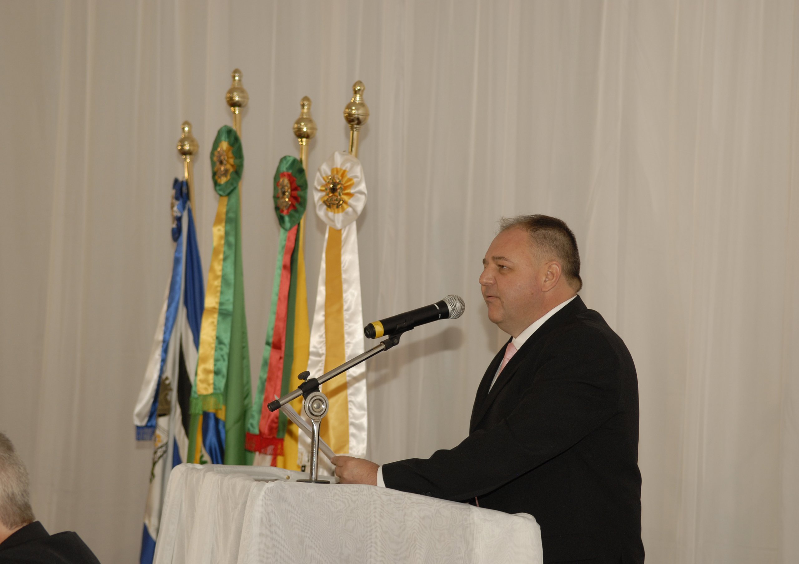 Fotos Sessão Solene nº 121 – Posse dos Vereadores, Prefeito e Vice-prefeito.