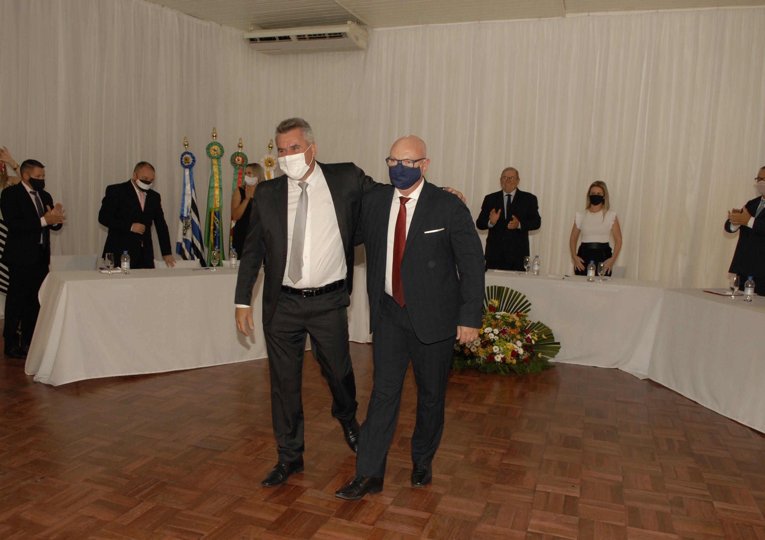 Fotos Sessão Solene nº 121 – Posse dos Vereadores, Prefeito e Vice-prefeito.