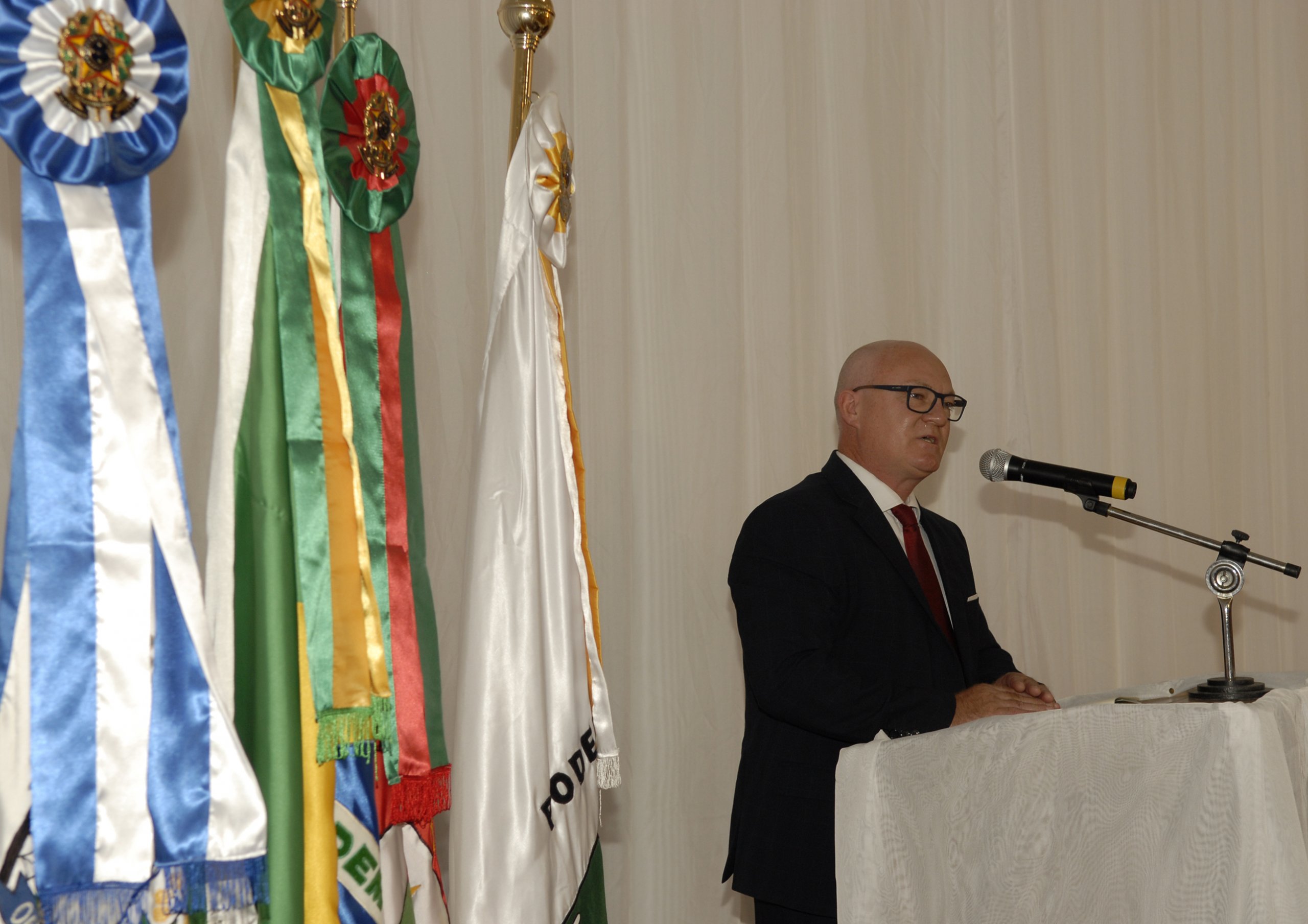 Fotos Sessão Solene nº 121 – Posse dos Vereadores, Prefeito e Vice-prefeito.