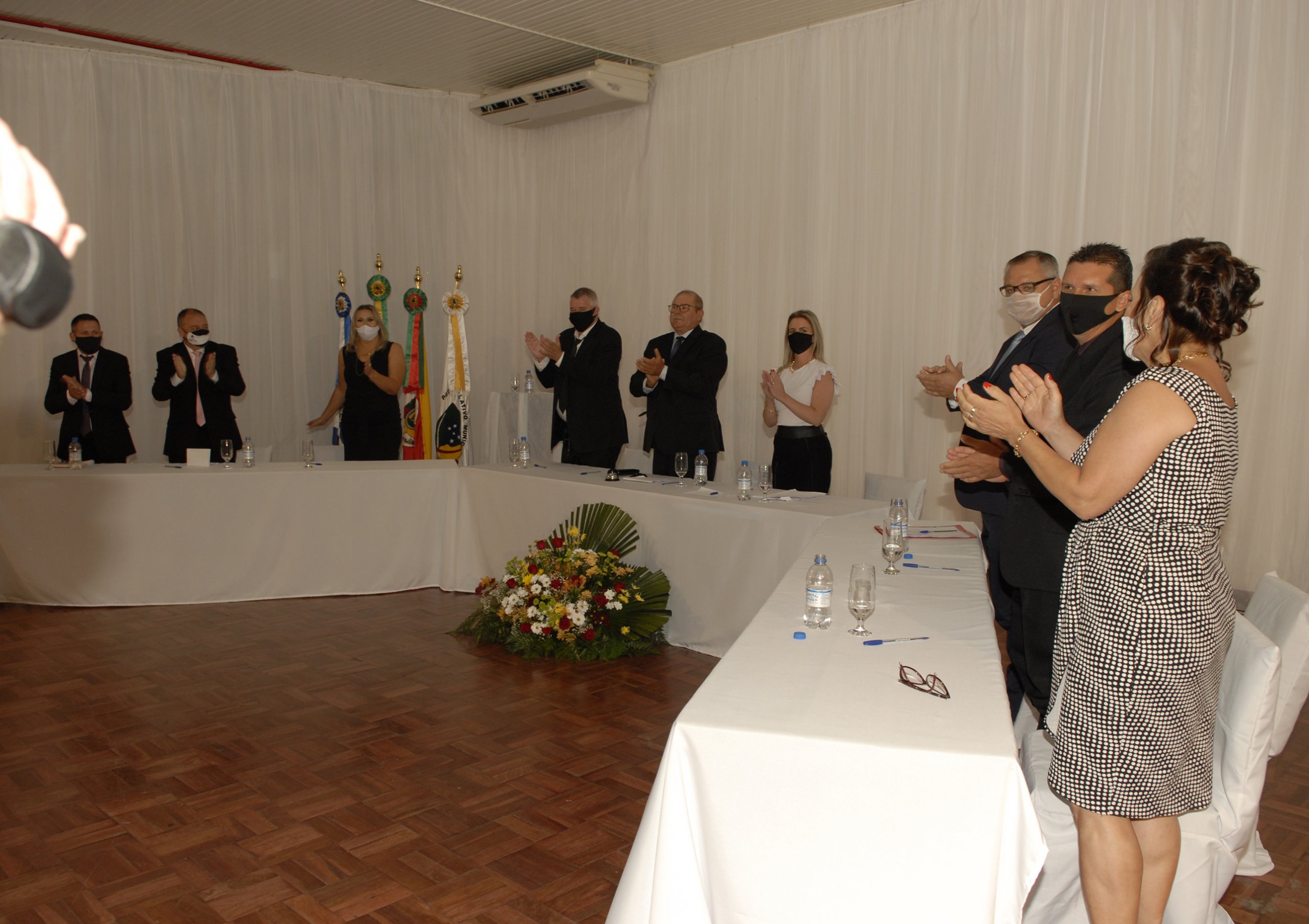 Fotos Sessão Solene nº 121 – Posse dos Vereadores, Prefeito e Vice-prefeito.