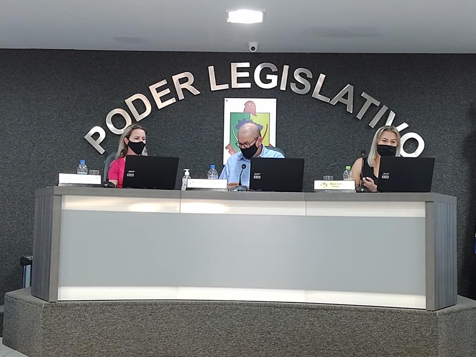 Vereadores aprovam projeto para a compra de um veículo para a Secretaria da Saúde.