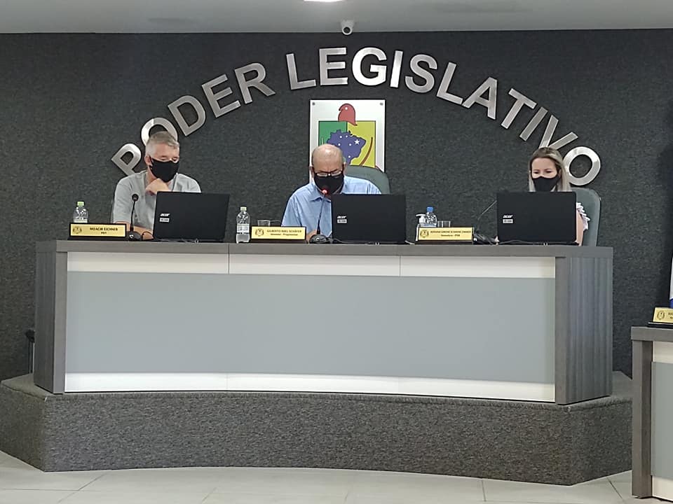 Vereadores aprovam projeto de isenção ao Microempreendedor Individual.