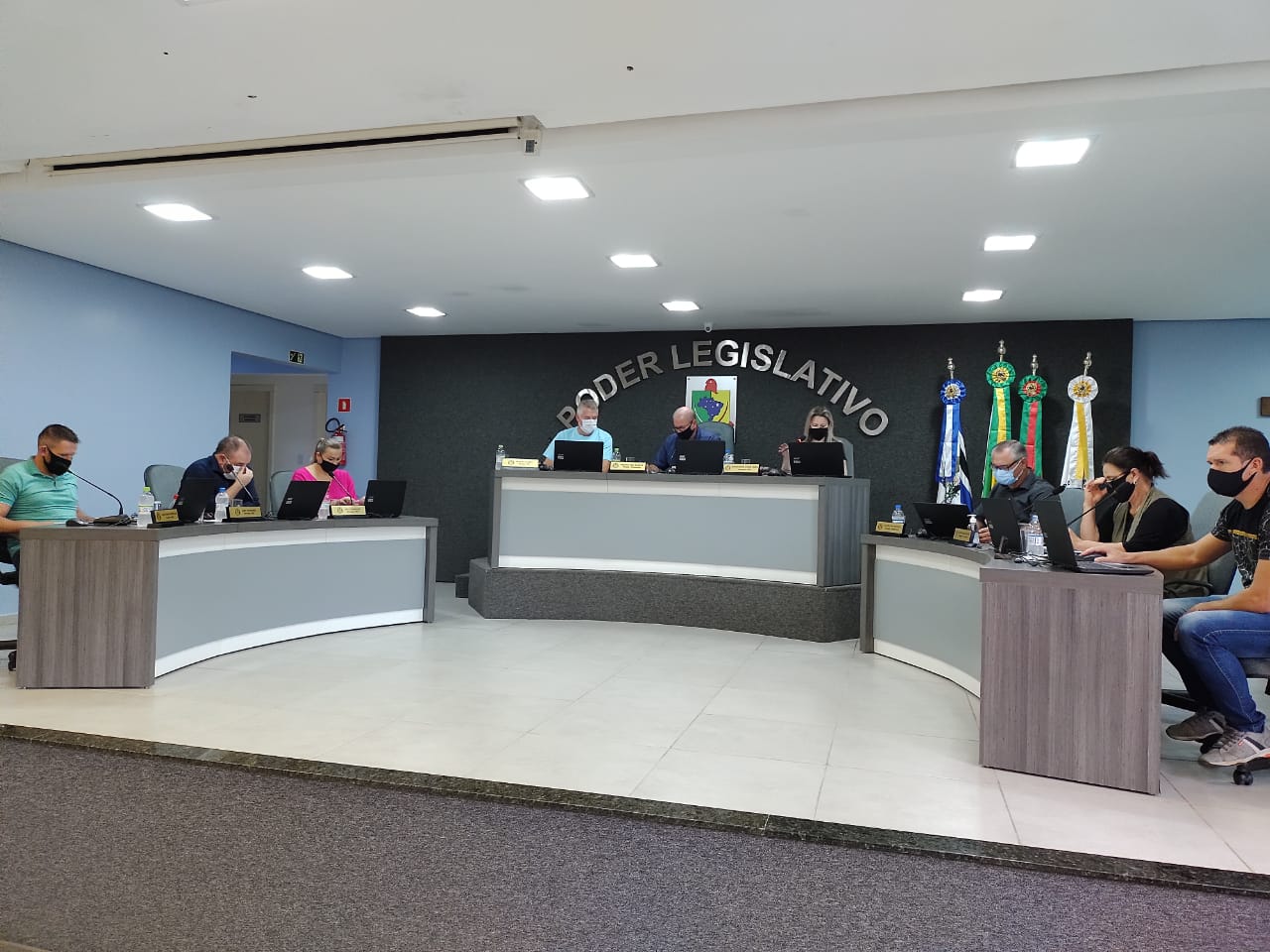 Vereadores aprovam projeto para calçamento na Localidade de Sítio Alto.