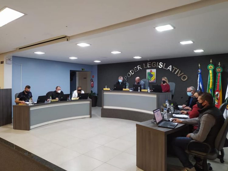 Vereadores aprovam projeto de 15% de desconto no pagamento à vista do IPTU com vencimento para agosto de 2021.