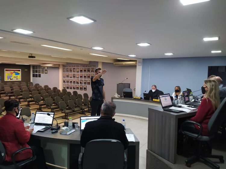 Vereadores aprovam projeto de 15% de desconto no pagamento à vista do IPTU com vencimento para agosto de 2021.