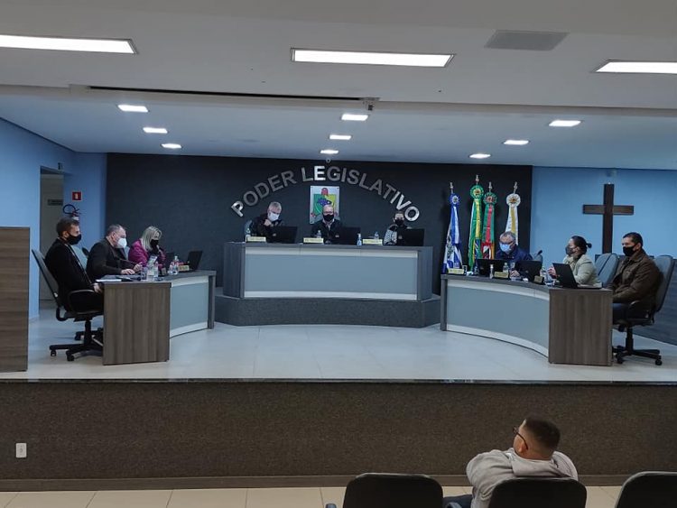 Vereadores aprovam prorrogação do REFIS até 31 de julho.