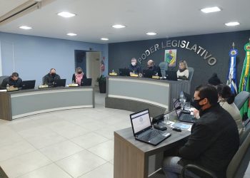 Vereadora apresenta Indicação para capacitação de professores e funcionários em noções de primeiros socorros na última Sessão Ordinária de Julho de 2021.