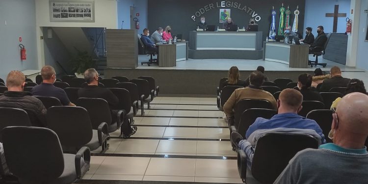 Contas de Governo de 2016 são apreciadas em Sessão Ordinária nº 1533.