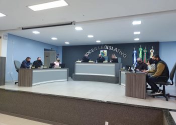Vereadores aprovam Moção de Apoio à reposição das perdas salariais dos professores do Estado.