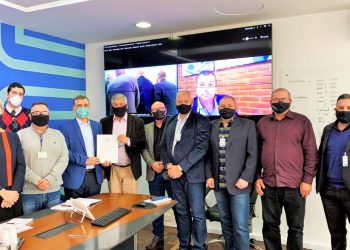 Vereadores acompanham importante reunião na Corsan sobre solução para problemas de água em Arroio do Tigre.