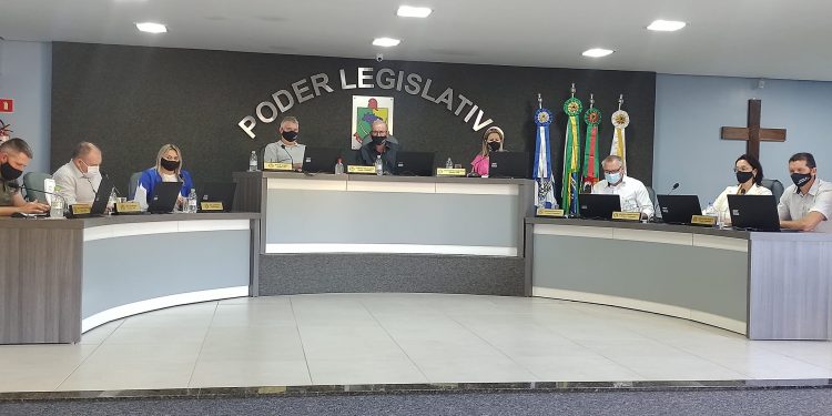 Parlamentares aprovam crédito em benefício das Agroindústrias Familiares do município.