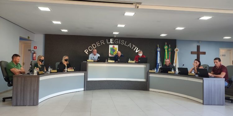 Câmara abre Reuniões Ordinárias com a aprovação de cinco projetos.