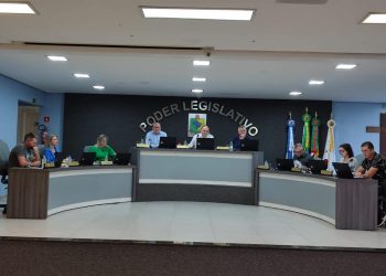 Vereadores aprovam Projetos de Revisão Geral para os Professores, Servidores Públicos e agentes políticos de Arroio do Tigre.