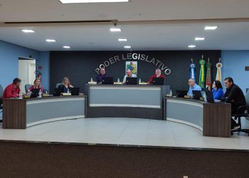 Três Projetos aprovados na reunião desta segunda-feira.