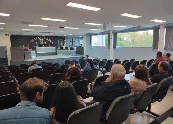 Vereadores aprovam Projeto de Lei que regulamenta o transporte coletivo para eventos esportivos fora do município.