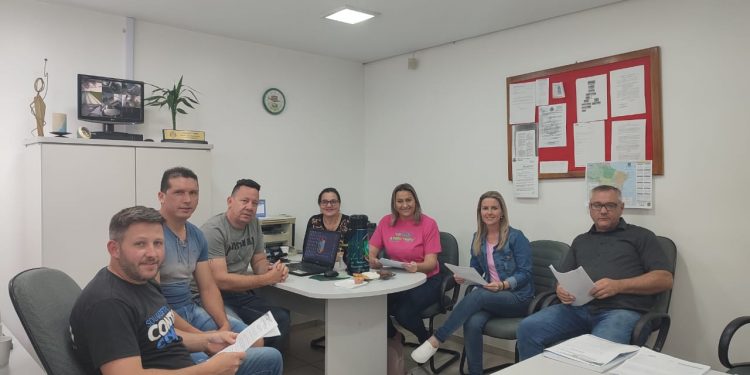 Comissões se reúnem nesta quinta-feira, dia 20 de outubro.