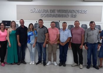 Tiago Bertollo e Carlinhos da Silva foram eleitos presidente e vice-presidente da Associação dos Vereadores do Centro Serra.