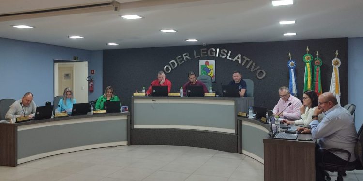 Regularização Fundiária no Loteamento Cohab é aprovada na Sessão desta segunda-feira, 05 de junho.