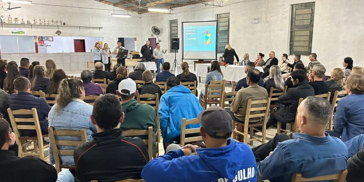 4ª Edição Câmara de Vereadores na Comunidade reúne grande público em Linha Ocidental.