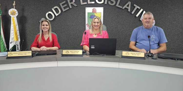 Última Sessão Ordinária de 2023 contou com aprovação da nova Mesa Diretora.