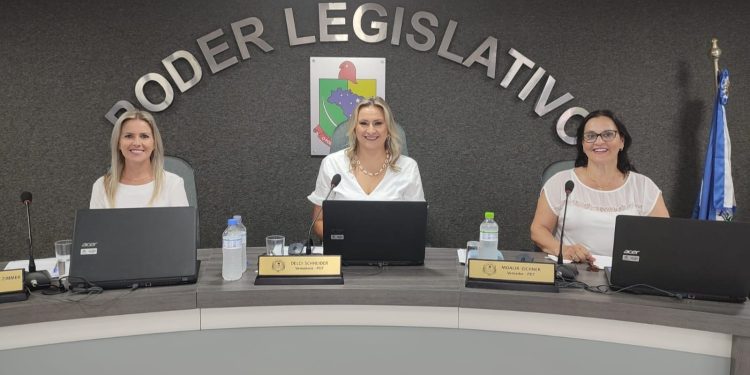 Primeira Sessão do Ano de 2024 é comandado pelas Vereadoras