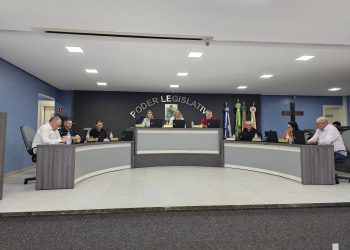 Em Sessão Ordinária, Vereadores aprovam quatro projetos e uma Moção.