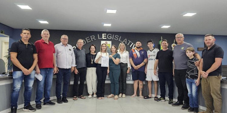 Vereadores de Arroio do Tigre aprovam três Projetos de Lei na última Sessão Ordinária de outubro