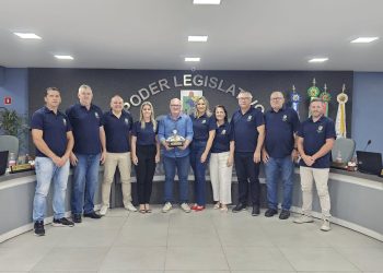 Última Sessão Ordinária da Atual Legislatura: Despedidas, Emoção e Agradecimentos