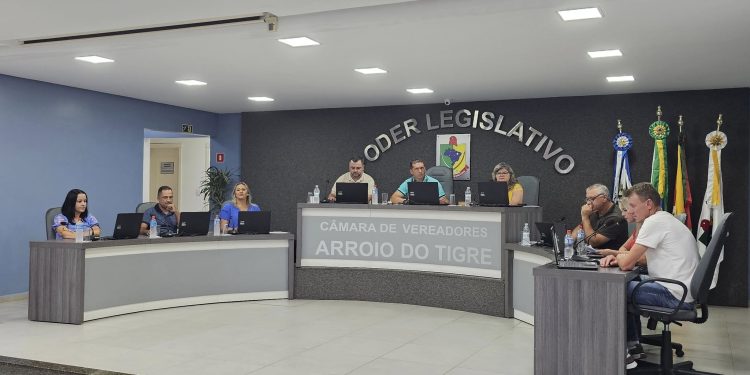 Sessão Ordinária nº 1651 conta com a aprovação de um Projeto de Lei