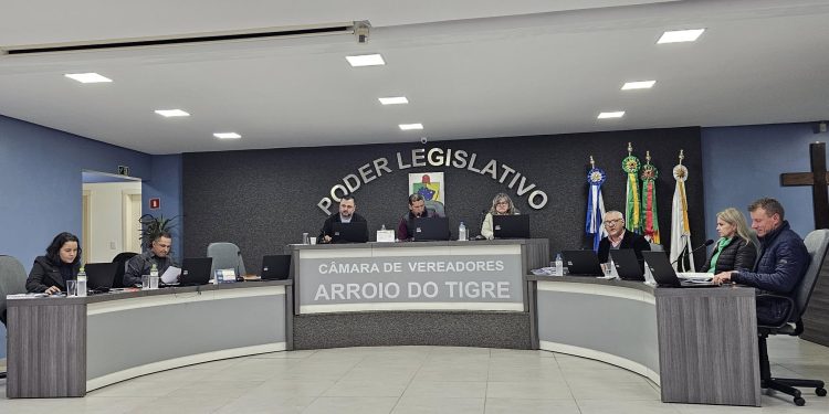 Câmara de Vereadores realiza a primeira Sessão Ordinária de junho