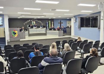 Vereadores aprovam Projetos voltados à Educação, Saúde e Assistência Social