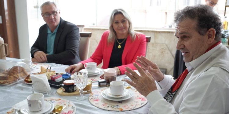 Vereadores do PDT buscam apoio em Porto Alegre