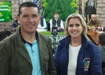 Presidente e vereadora participam da Expointer e reforçam apoio ao setor do tabaco
