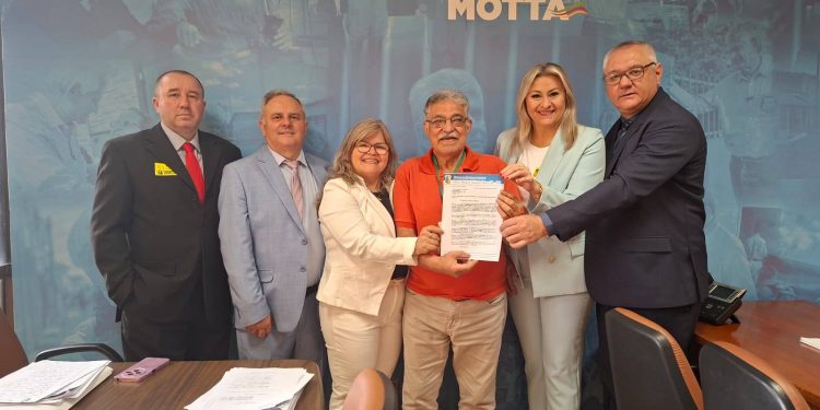 Vereadores intensificam busca por recursos em Brasília