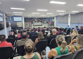 Vereadores aprovam investimentos em infraestrutura e fortalecem ações sociais em Sessão com grande público