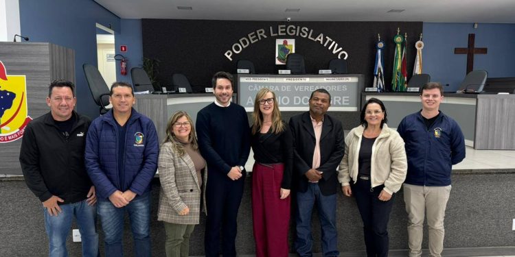 Capacitação fortalece atuação legislativa na Câmara de Vereadores de Arroio do Tigre